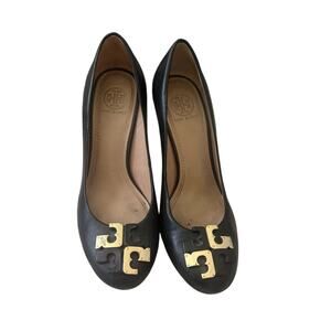 Tory Burch Black Wedge Heels Gold Logo Shoes Women’s 6